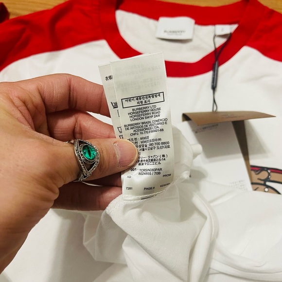 NWT Men’s Small/Women’s Medium Burberry Rory Monogram Motif Sweatshirt White/Red - Picture 13 of 14